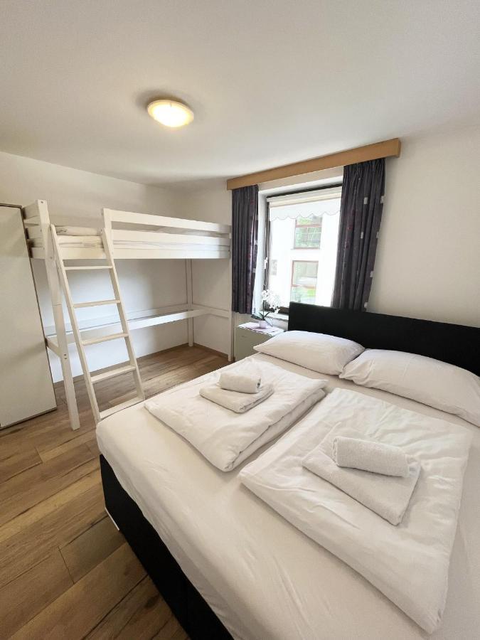 Apartment Zachary- 2 Bedroom -Austrian Alpine Getaways คาพรูน ภายนอก รูปภาพ